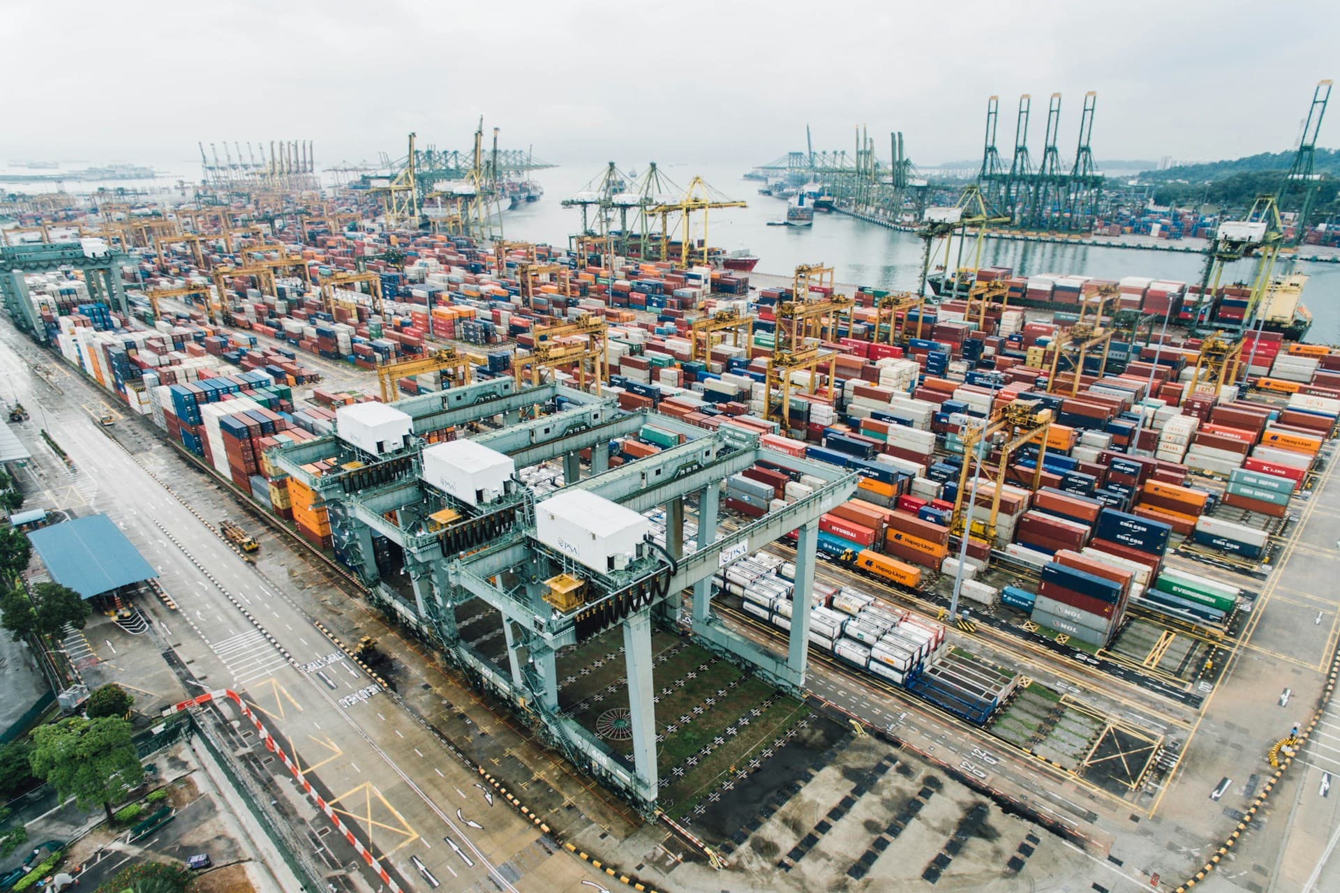 Pelabuhan cargo Indonesia