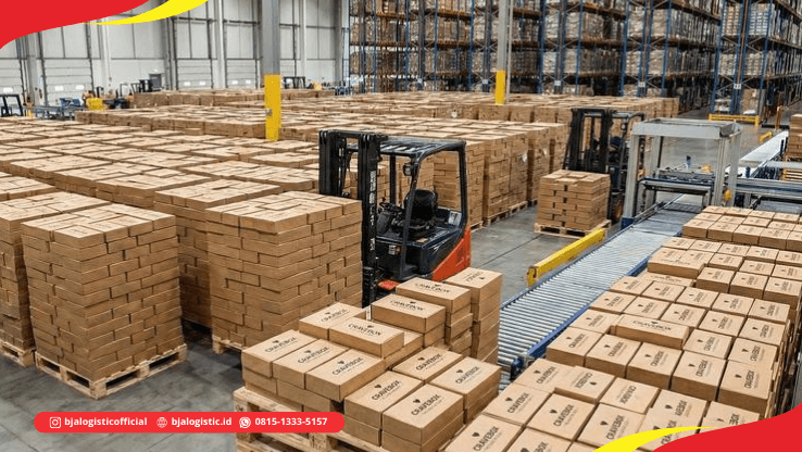 Kirim stok toko ke Maluku menjelang akhir tahun dengan persiapan cargo