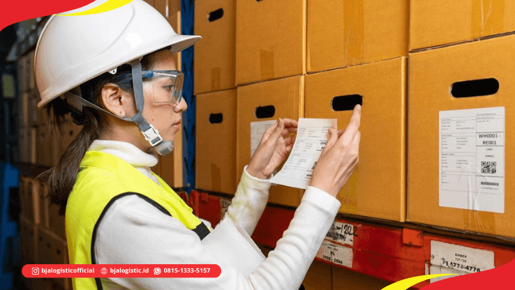 Cargo dari Jakarta yang sudah dikemas dan diberi label untuk pengiriman ke Sidrap