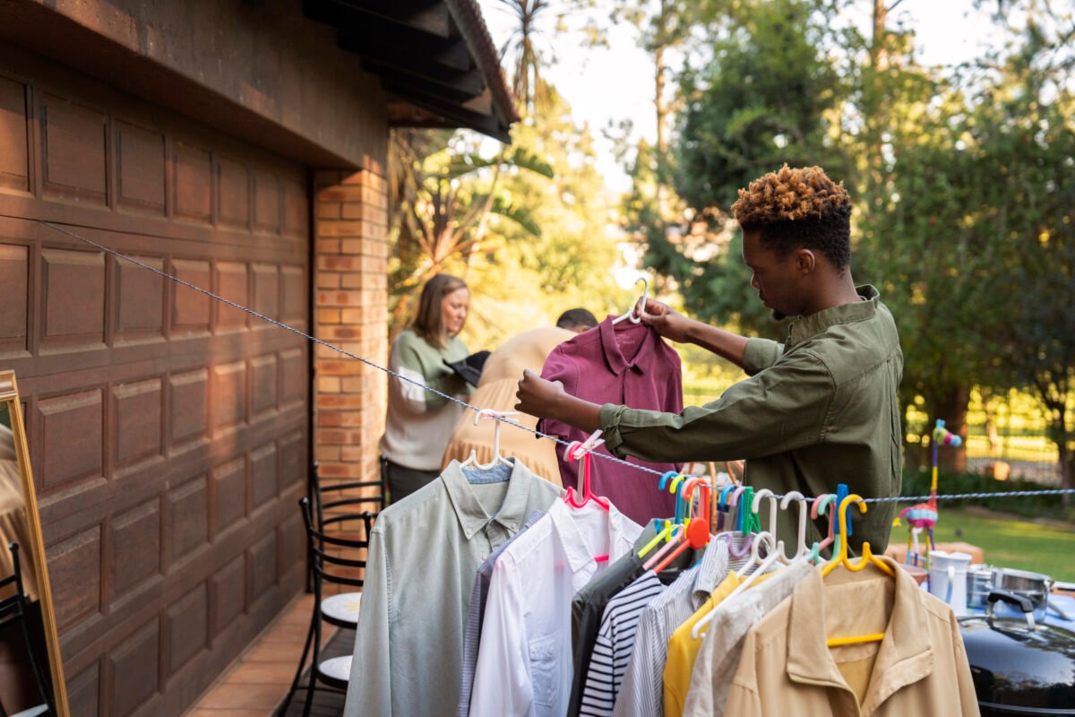 bisnis pakaian thrift